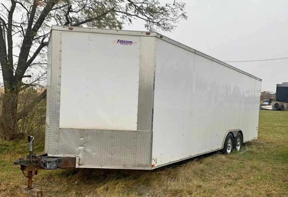 24ft Enclosed Trailer for rent in Val Caron, ON – photo 1 of 1