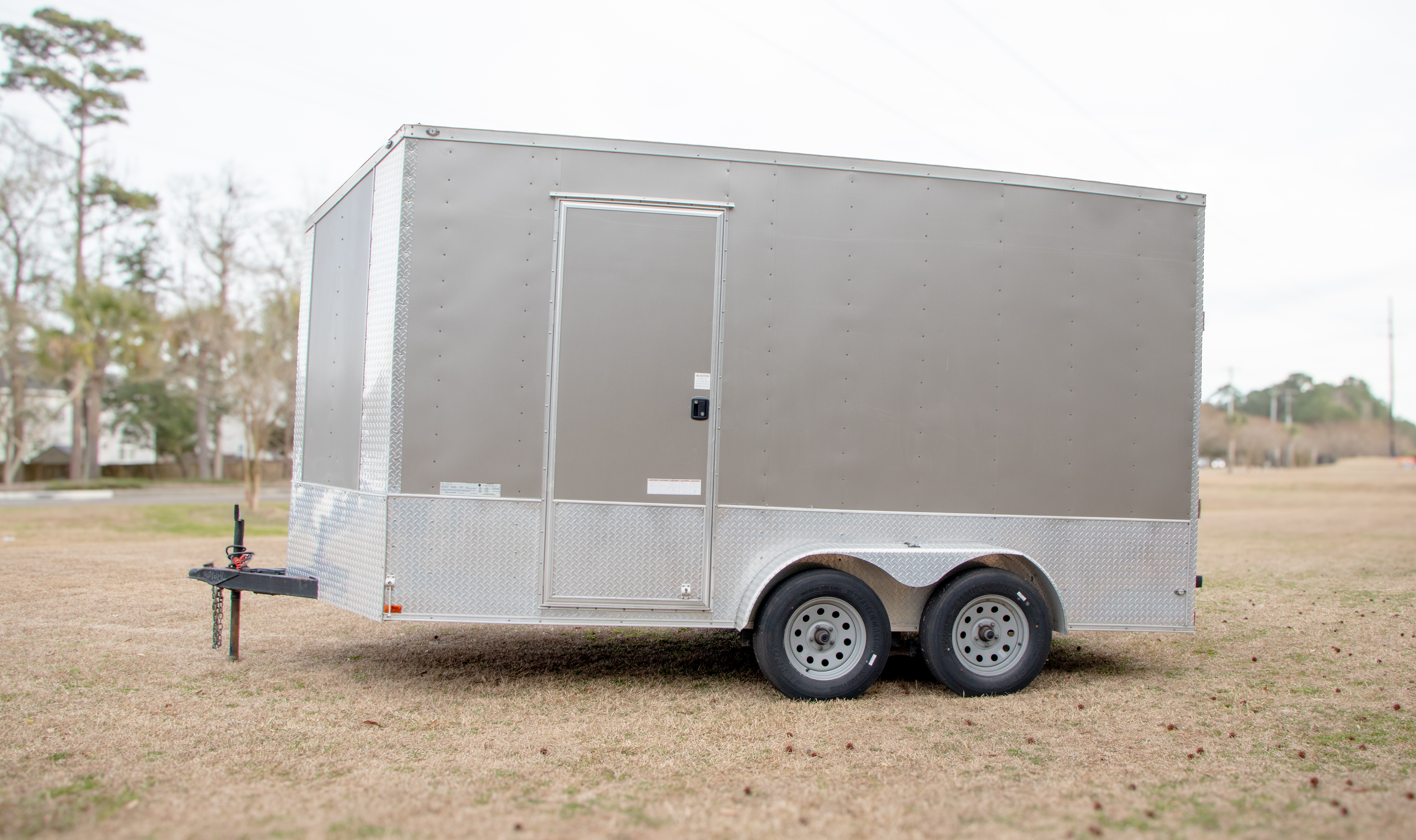 14ft enclosed trailer