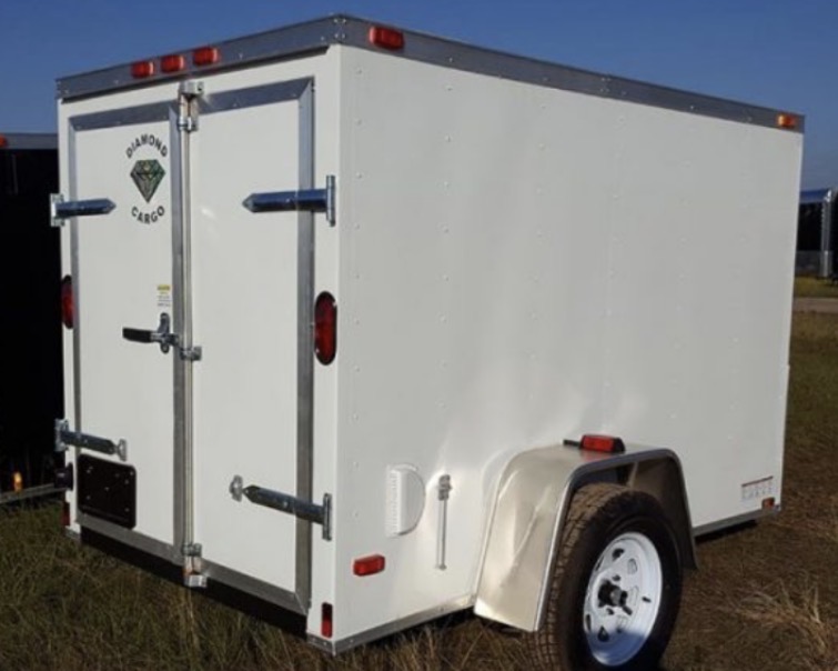 8ft utility enclosed trailer for rent in Rancho Cordova, CA