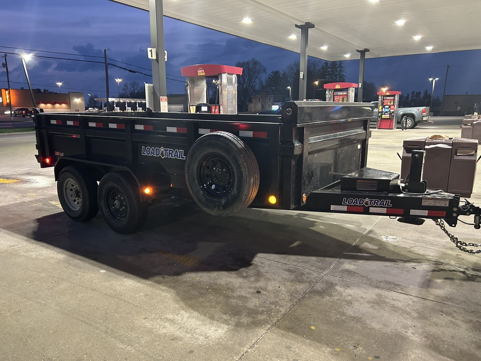 Load Trail 14 foot dump trailer for rent in Ames and Des Moines, Iowa – Jetline Rentals