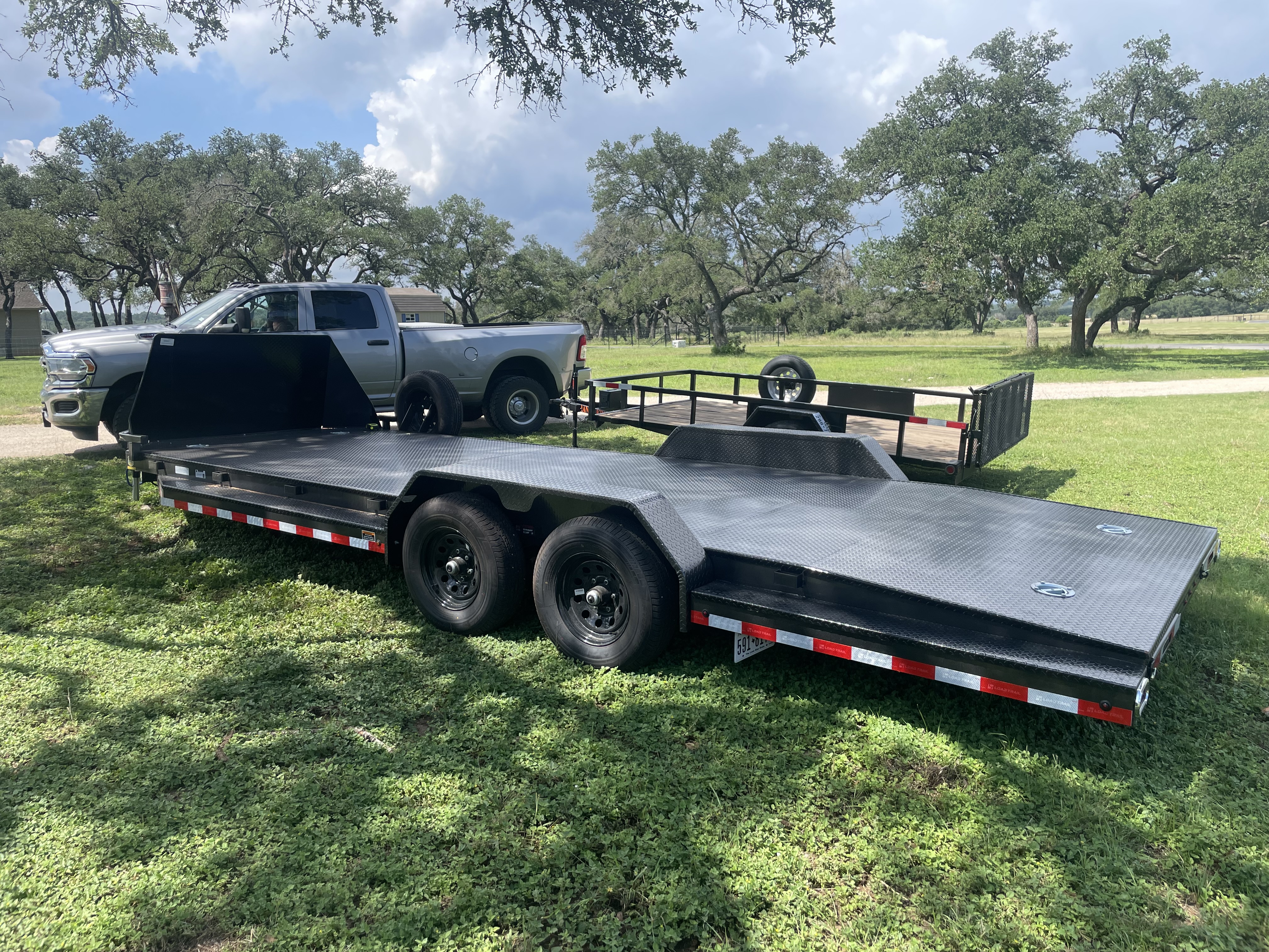 Car hauler trailer available for rent in New Braunfels, TX