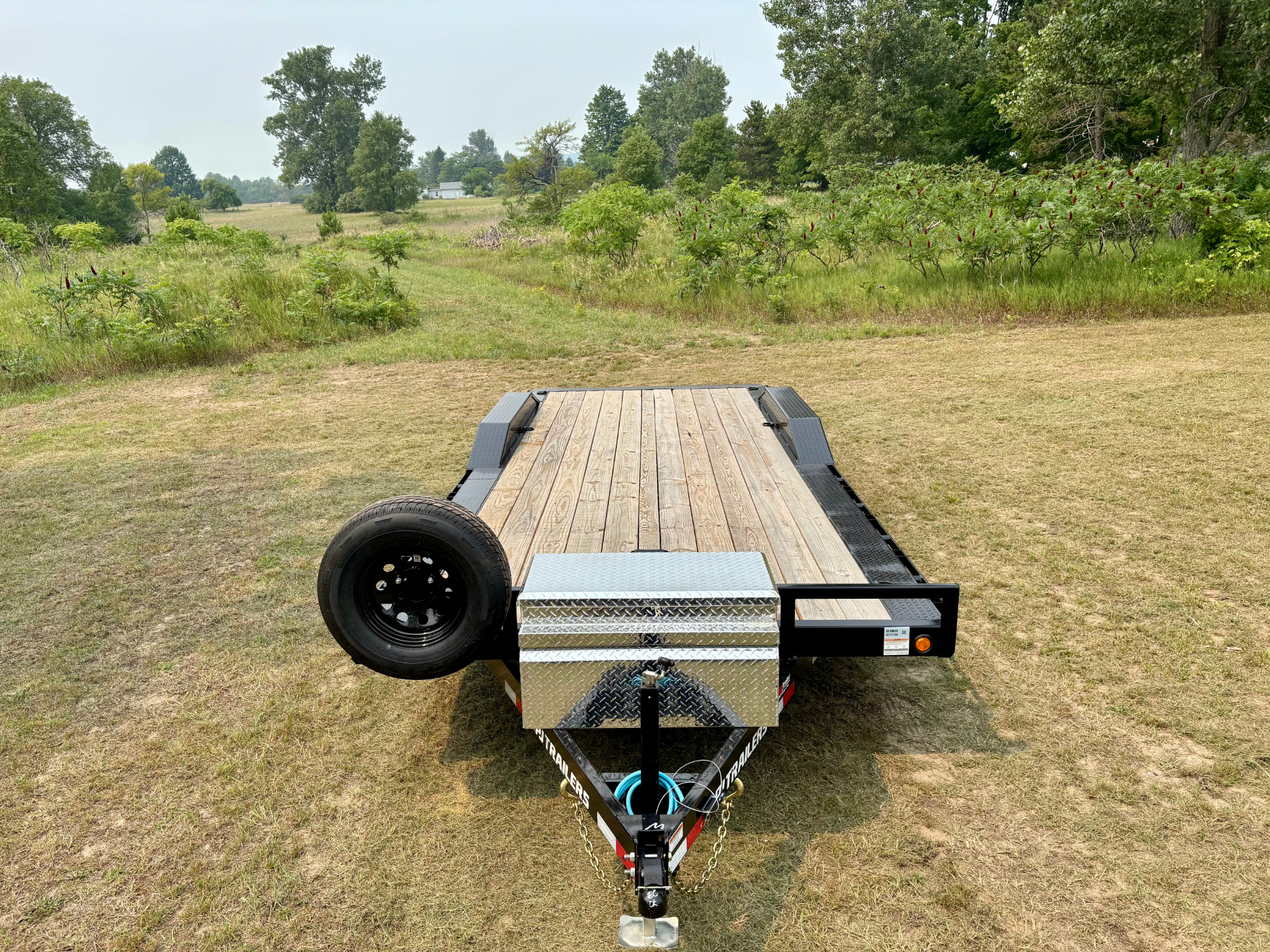 Car hauler trailer rental in Thompsonville, MI — 2026 PJ B5